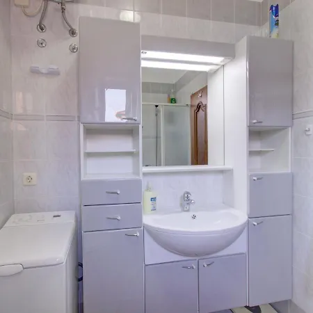 Appartement Jerman Iii