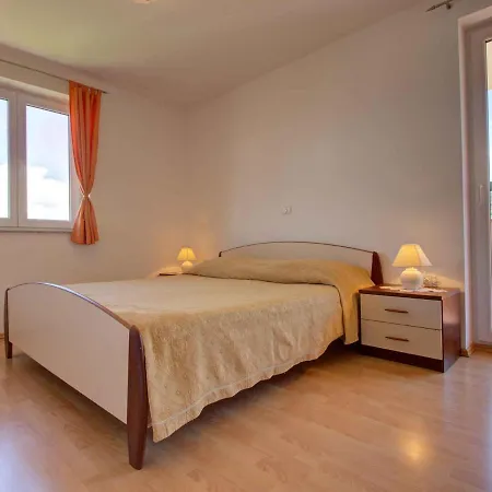 Apartment Jerman Iii